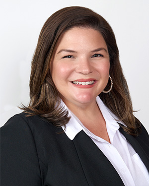 A portrait of Michelle Llosa, Community Engagement Paralegal for the Florida Justice Institute